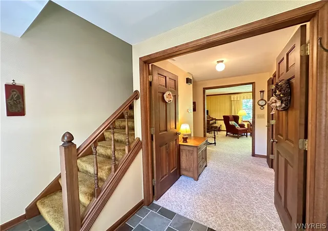 4th image of 40 Tanglewood Dr W, Orchard Park, NY 14127 | MLS# B1694455
