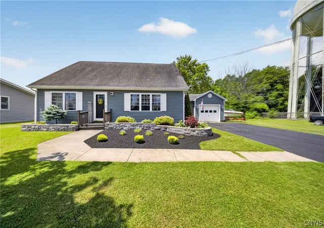 Photo 2 of Sale Pending at 680 W 4th Street S, Fulton, NY 13069 | MLS# S1693958 | Listing updated on 2026-07-29