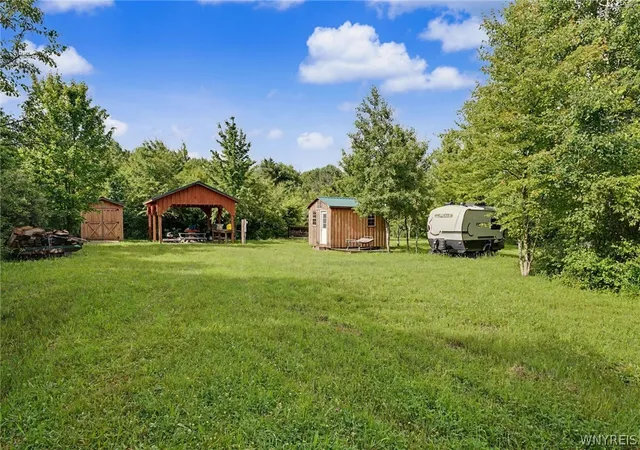 Homes for sale in New Hudson, NY | 7240 New Hudson Rd, New Hudson, NY 14717 | MLS# B1693120