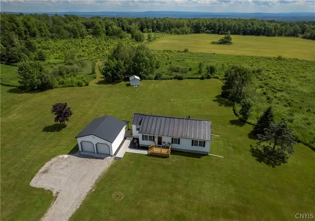 3rd image of 8480 E Floyd Rd, Holland Patent, NY 13354 | MLS# S1691680