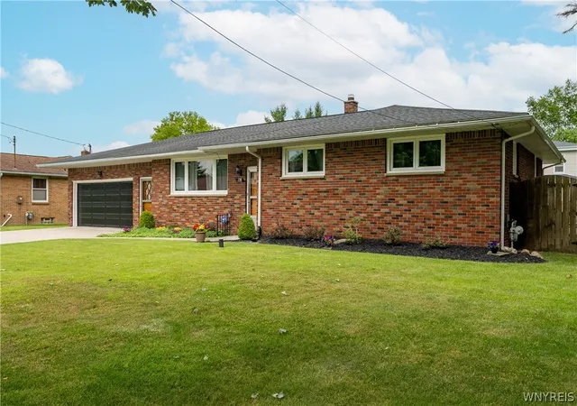 1st image of 178 Bigelow Pl, Depew, NY 14043 | MLS# B1694452