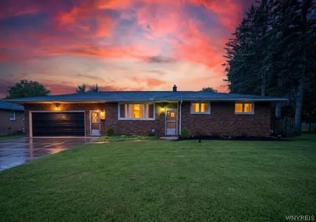 42nd image of 178 Bigelow Pl, Depew, NY 14043 | MLS# B1694452