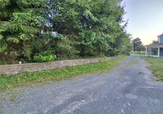 4th image of 3375 State Route 31, Canastota, NY 13032 | MLS# S1688653