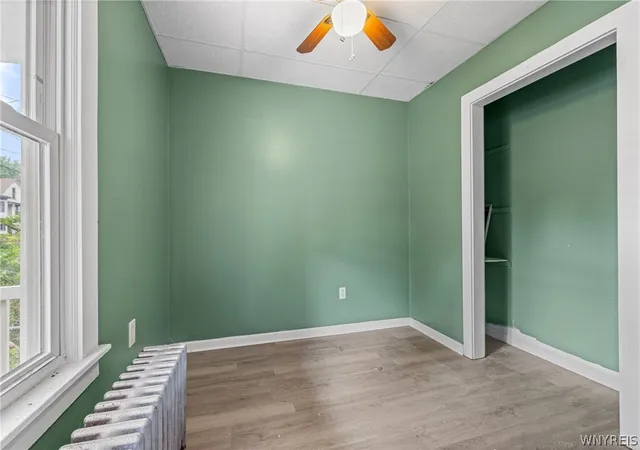 Listing Photo 5 - Condo for sale in building located at 445 18th St, Niagara Falls, NY 14303