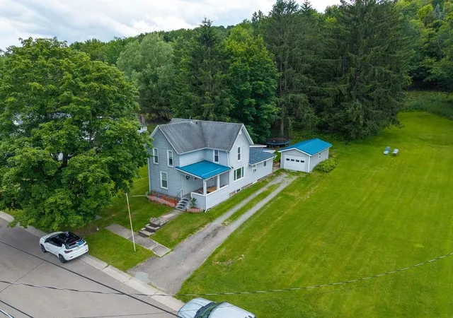 2nd image of 391 Fairview Ave, Hornell, NY 14843 | MLS# R1693248