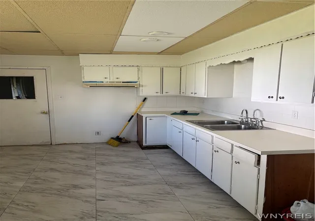 Photo 2 of Single family home for sale at 2229 Whitney Ave, Niagara Falls, NY 14301 | MLS# B1694520 | Listing updated on 2026-06-29