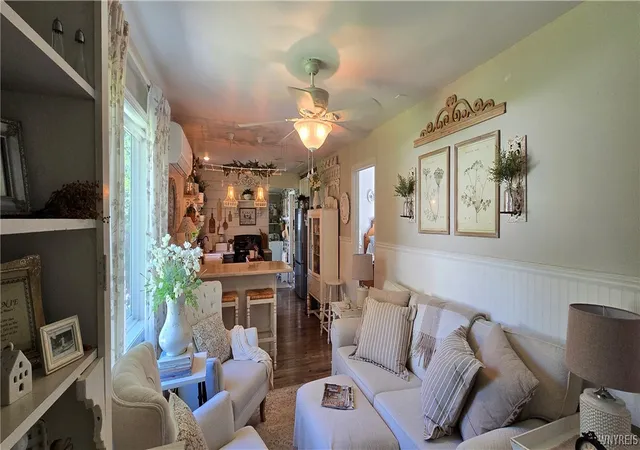 3rd image of 1228 Sherwood Ave, North Tonawanda, NY 14120 | MLS# B1694554