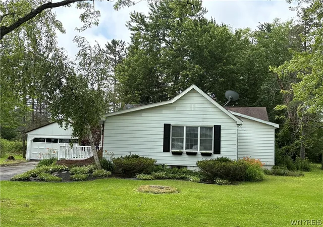 1st image of 2310 Bowen Rd, Elma, NY 14059 | MLS# B1694671
