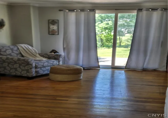 Photo 3 of Sale Pending at 306 Helfer Ln, Minoa, NY 13116 | MLS# S1694710 | Listing updated on 2026-08-03
