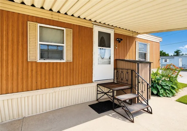 3rd image of 1449 Rochester St, Lima, NY 14485 | MLS# R1690954