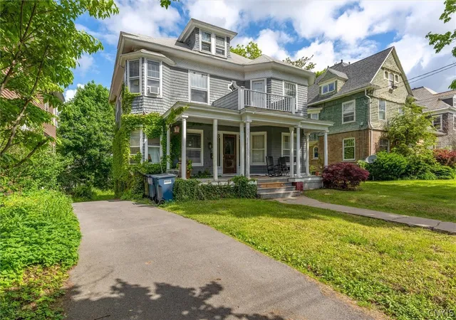 4th image of 303 Highland Ave, Syracuse, NY 13203 | MLS# S1694447