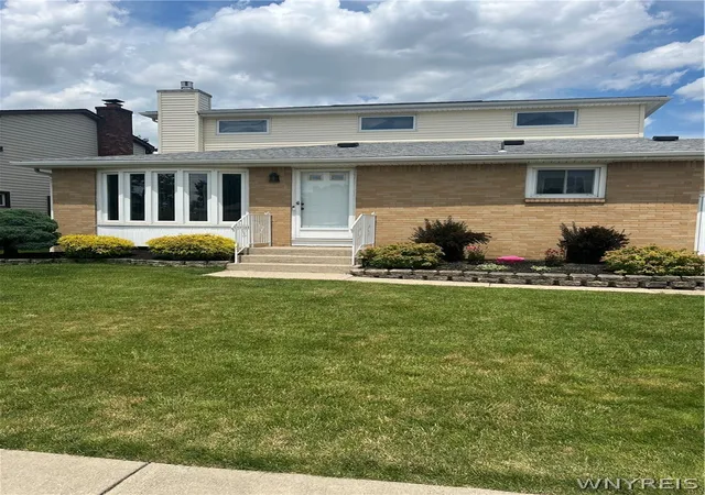 1st image of 80 Knollwood Dr, Buffalo, NY 14227 | MLS# B1694668