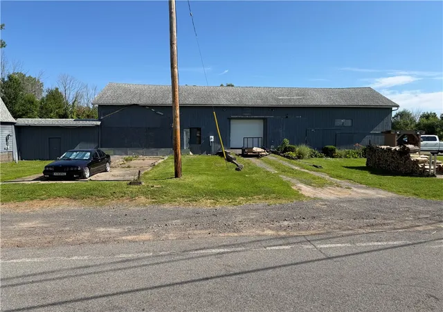4th image of 832 Moscow Rd, Hamlin, NY 14464 | MLS# R1694681