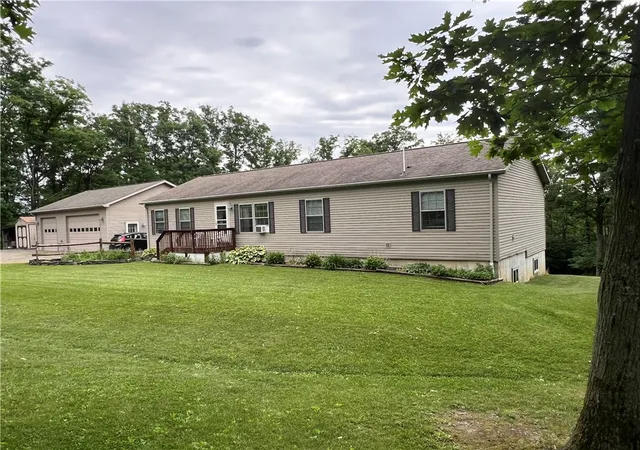 Homes for sale in Catlin, NY | 332 Vanderhoff Rd, Catlin, NY 14864 | MLS# R1694544
