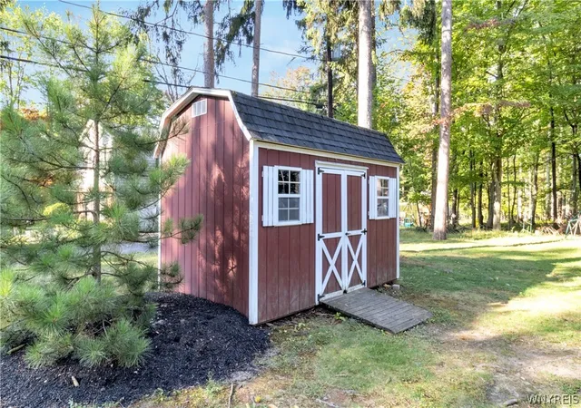 50th image of 5 Greenwood Dr, Orchard Park, NY 14127 | MLS# B1694533