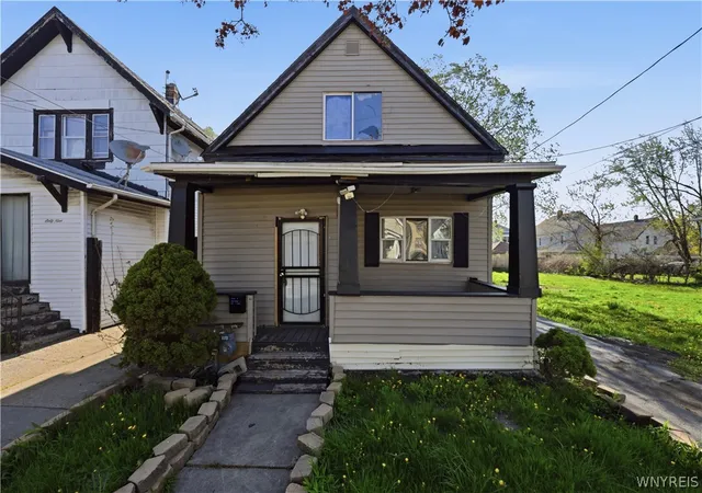 1st image of 65 Parkridge Ave, Buffalo, NY 14215 | MLS# B1694314