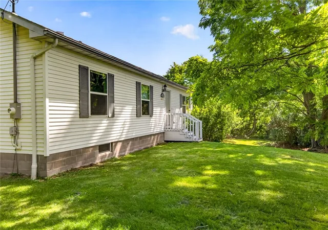 Homes for sale in Bloomfield, NY | 7142 Woolston Rd, Bloomfield, NY 14469 | MLS# R1693898