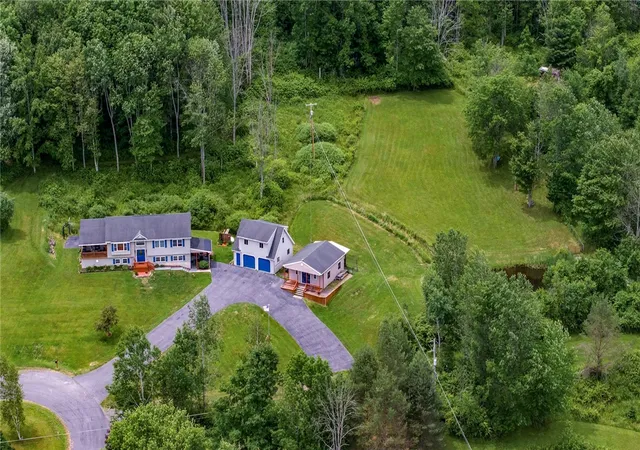 5th image of 179 Cornell Dr, Bainbridge, NY 13733 | MLS# R1692733