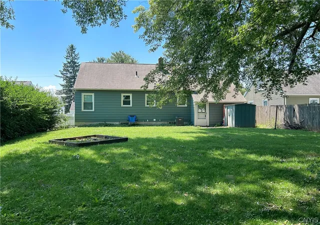 17th image of 627 Delmar Pl, Syracuse, NY 13208 | MLS# S1694582