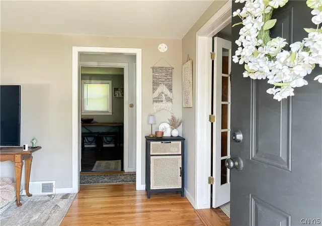 4th image of 627 Delmar Pl, Syracuse, NY 13208 | MLS# S1694582