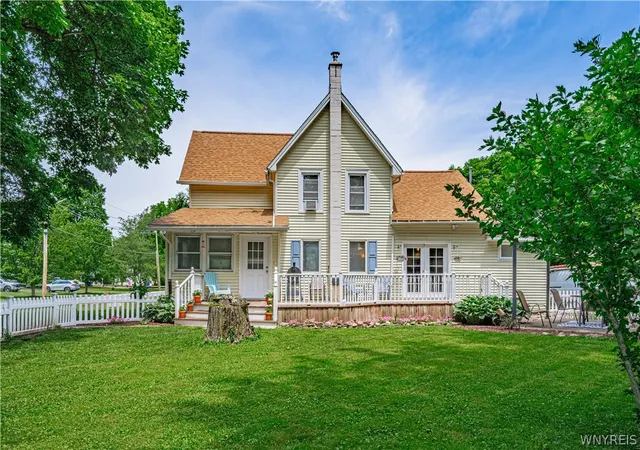 Photo 3 of Sale Pending at 110 Center St, Lockport, NY 14094 | MLS# B1694749 | Listing updated on 2026-07-22