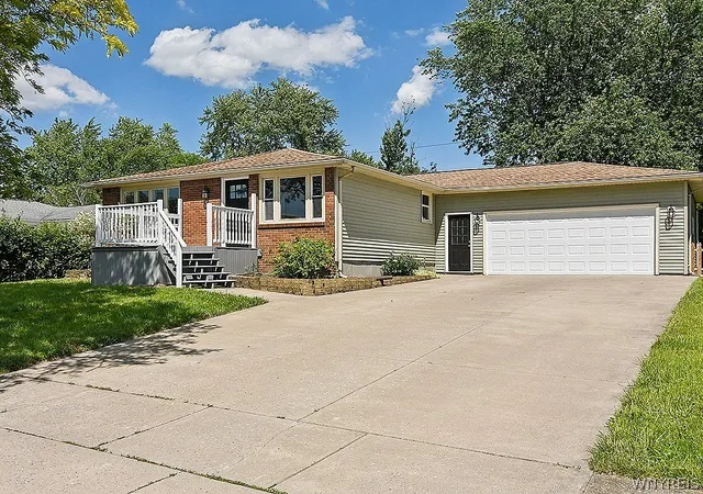 Homes for sale in West Seneca, NY | 50 Carriage Park, West Seneca, NY 14224 | MLS# B1694692