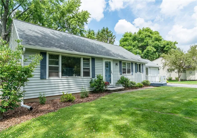 Homes for sale in Wheatland, NY | 2 Sanhurst Dr, Wheatland, NY 14546 | MLS# R1694841