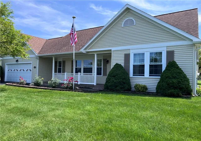 Photo 3 of Sale Pending at 58 Bay Hts Cir, Geneva, NY 14456 | MLS# R1694703 | Listing updated on 2026-08-03