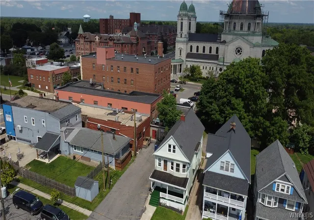 Listing Photo 4 - Condo for sale in building located at 16 Victory Ave, Buffalo, NY 14218