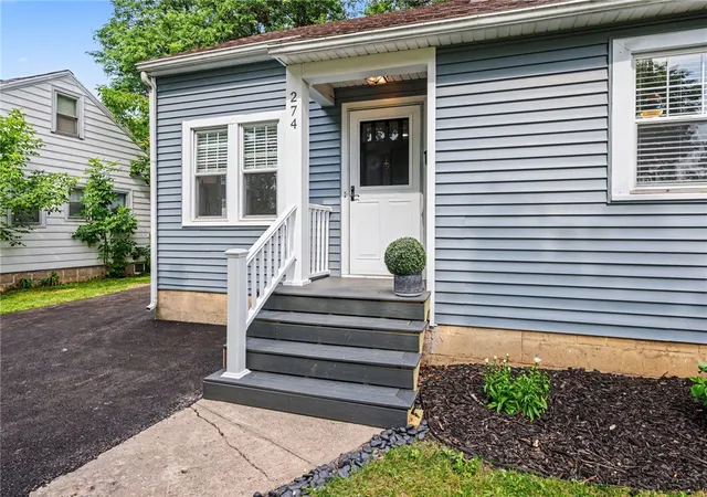 Homes for sale in Greece, NY | 274 Newton Rd, Greece, NY 14626 | MLS# R1694793