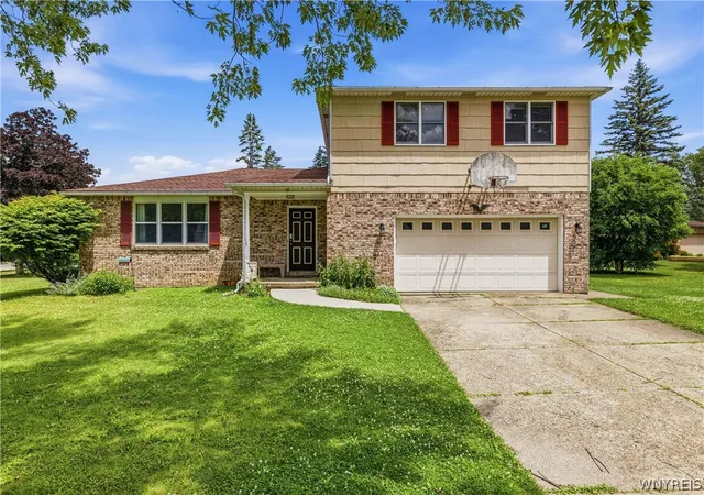 2nd image of 15 Glendale Terrace, Orchard Park, NY 14127 | MLS# B1694870