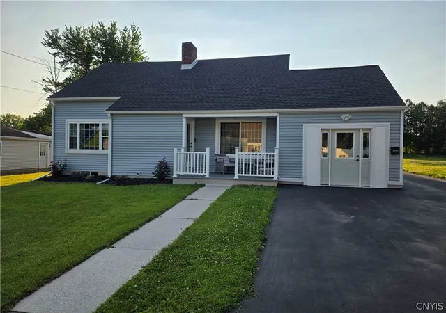 Homes for sale in Utica, NY | 1234 Greenview Dr, Utica, NY 13501 | MLS# S1694811