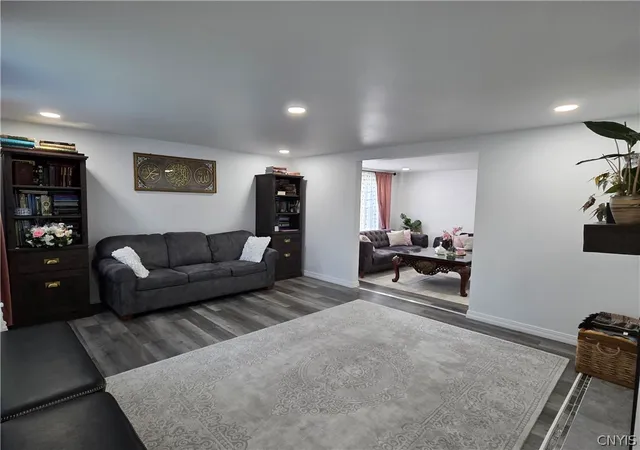 Homes for sale in Utica, NY | 1234 Greenview Dr, Utica, NY 13501 | MLS# S1694811