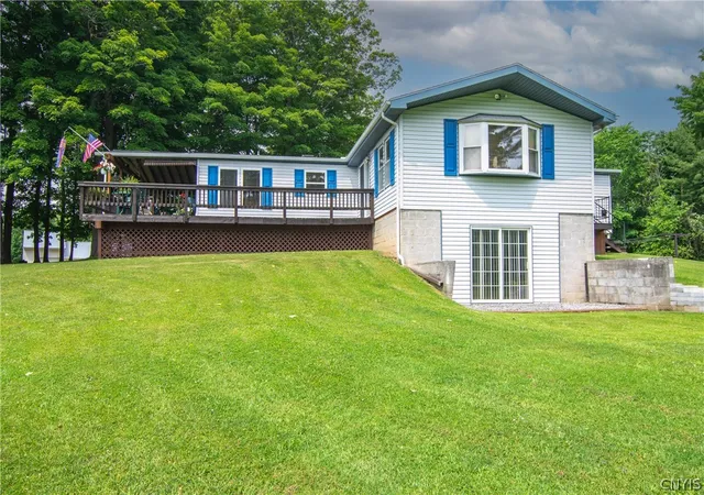 Homes for sale in Schroeppel, NY | 28 Hawthorne Rd, Schroeppel, NY 13069 | MLS# S1687410