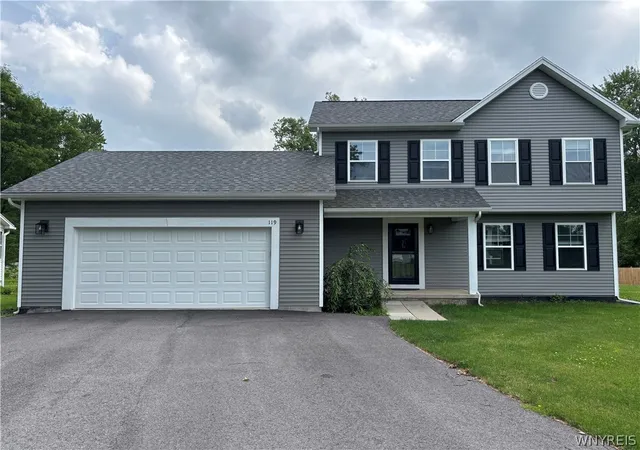 Homes for sale in Gates, NY | 119 Brooklea Dr, Gates, NY 14624 | MLS# B1694322