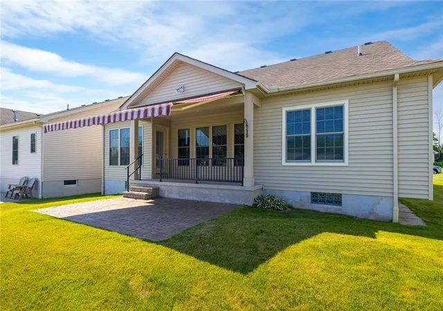 4th image of 1219 Waterbrook Xing, Webster, NY 14580 | MLS# R1694424