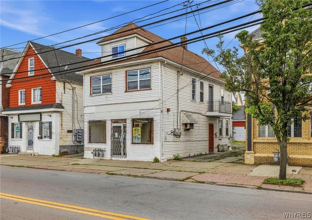 Photo 2 of Single family home for sale at 1082 Walden Ave, Buffalo, NY 14211 | MLS# B1694879 | Listing updated on 2026-06-30
