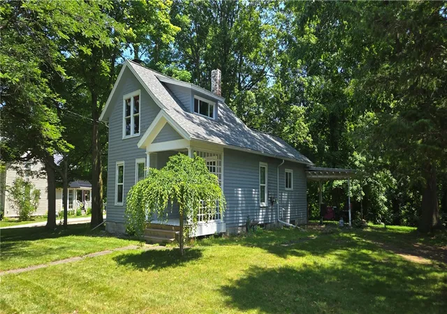 1st image of 25 Spring St, Livonia, NY 14487 | MLS# R1694790