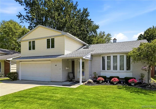 3rd image of 45 Mahogany Dr, Buffalo, NY 14221 | MLS# B1694851