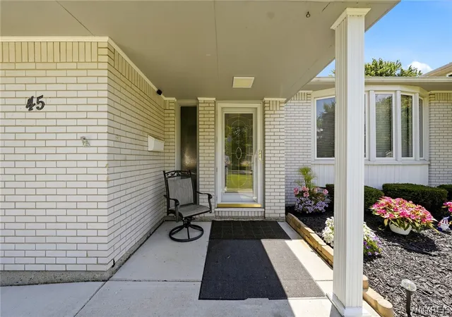 4th image of 45 Mahogany Dr, Buffalo, NY 14221 | MLS# B1694851
