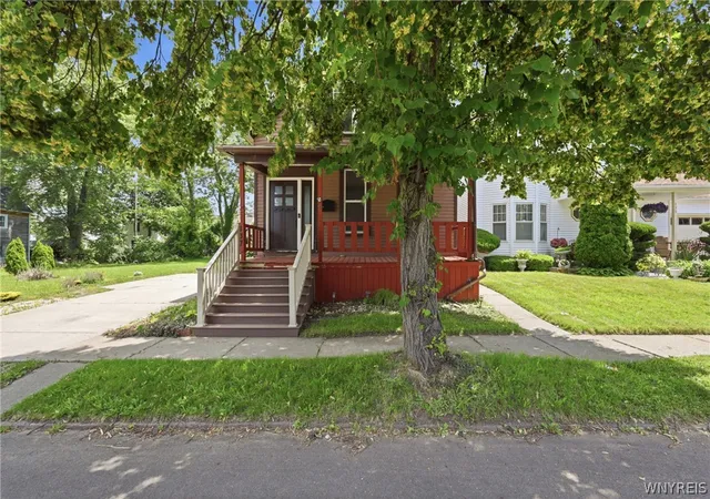 Photo 2 of Single family home for sale at 137 Waverly St, Buffalo, NY 14208 | MLS# B1694702 | Listing updated on 2026-08-01