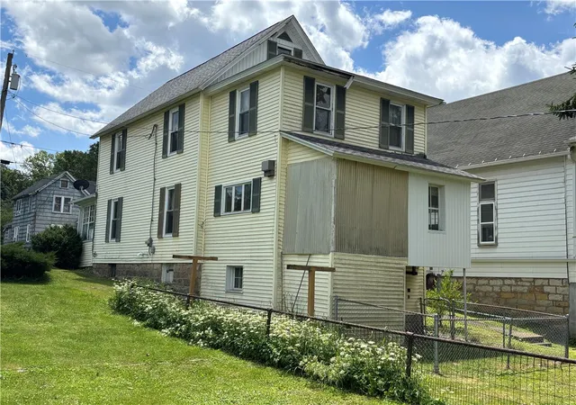 Homes for sale in Kane Boro, PA | 323 Bayard St, Kane Boro, PA 16735 | MLS# R1694119