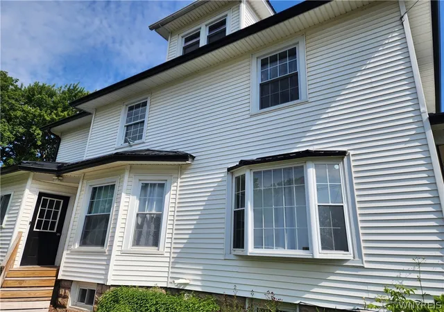 Homes for sale in Yates, NY | 257 N Main St, Yates, NY 14098 | MLS# B1693125