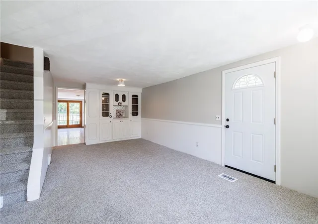 2nd image of 390 Wilder Rd, Parma, NY 14468 | MLS# R1690892