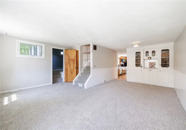 3rd image of 390 Wilder Rd, Parma, NY 14468 | MLS# R1690892