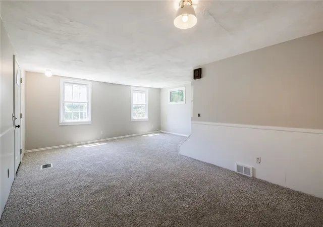 5th image of 390 Wilder Rd, Parma, NY 14468 | MLS# R1690892