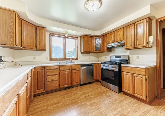 Photo 4 of Sale Pending at 4378 County Rd 46, Canandaigua, NY 14424 | MLS# R1694480 | Listing updated on 2026-07-11