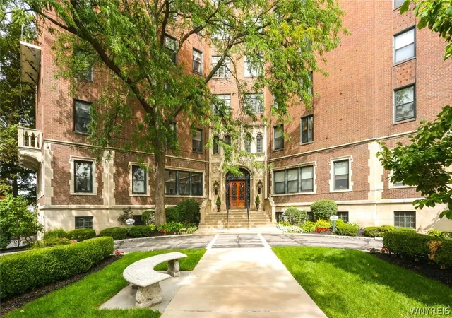 3rd image of 800 W Fry St, Buffalo, NY 14222
