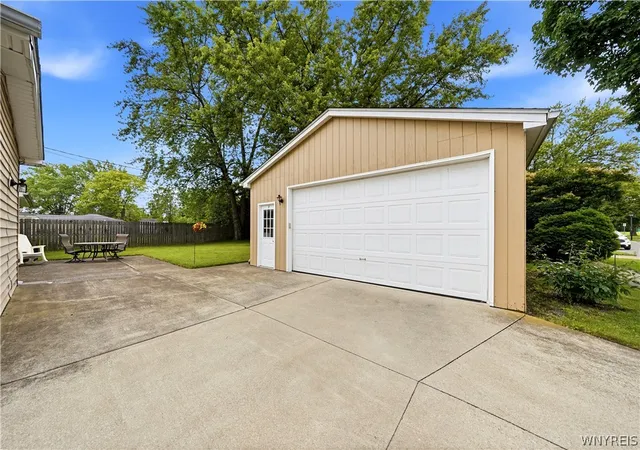 49th image of 158 Pryor Ave, Tonawanda, NY 14150 | MLS# B1694912