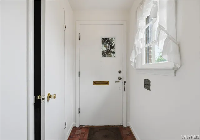 4th image of 137 Cornwall Ave, Tonawanda, NY 14150 | MLS# B1694788